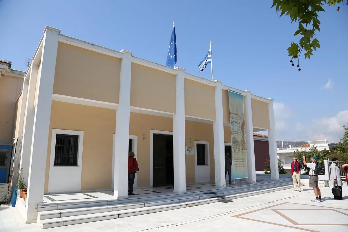 Varvayannis Ouzo Museum - Photo 1