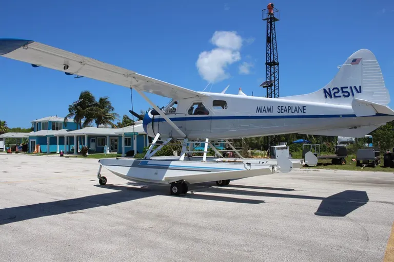 Miami seaplane tour - Photo 1