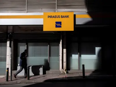 Alpha Bank - Photo 2