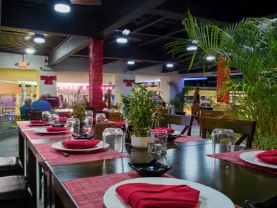 Alina's - Photo 2