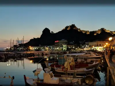 The Little Harbor - Photo 2