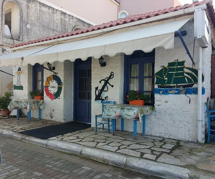 Rouga Fish Taverna - Photo 4
