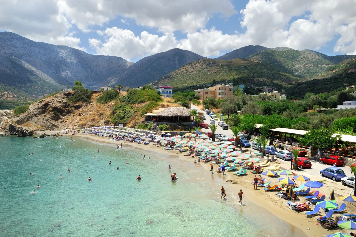 Varkotopos beach - Photo 3