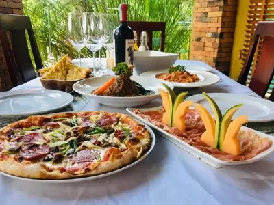 La Taverna - Photo 3