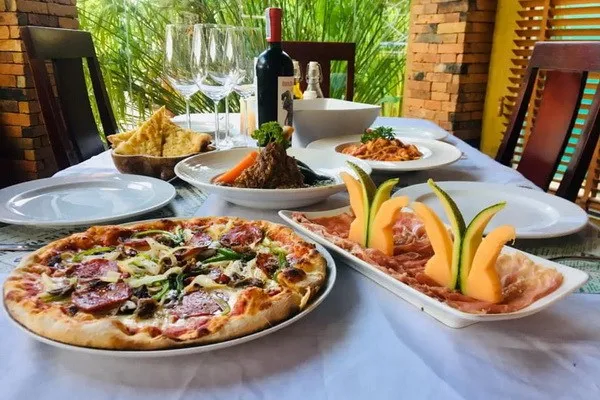 La Taverna - Photo 3