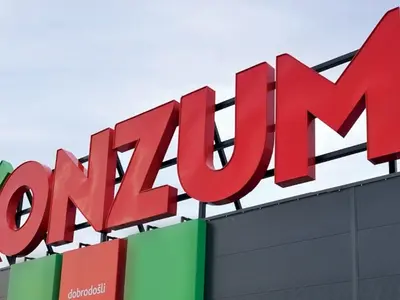 Konzum - Photo 3