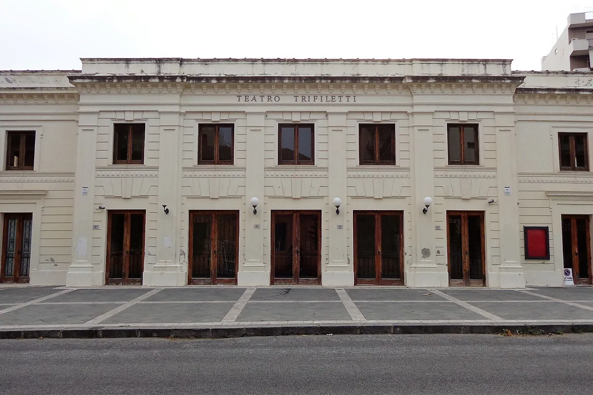 Teatro Trifiletti - Photo 3