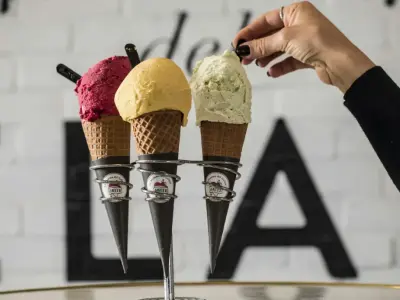 Eis bei Anita - Photo 2