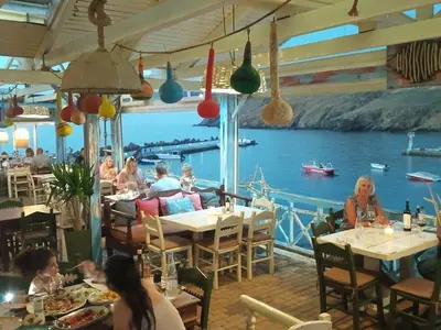 Porto Parasiris - Photo 1