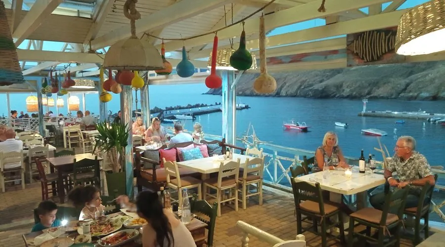 Porto Parasiris - Photo 1