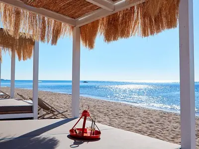 Ammades Seaside Restaurant & Bar - Photo 3