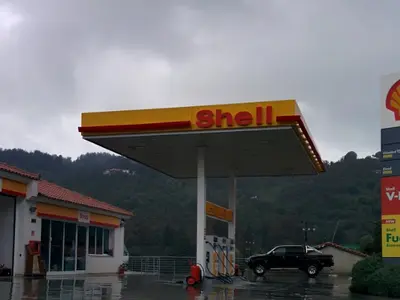 SHELL - Photo 2