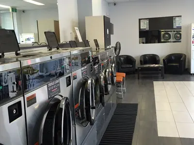 Laundry Drycleaning - Photo 2