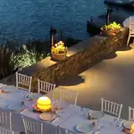 Molos grill house