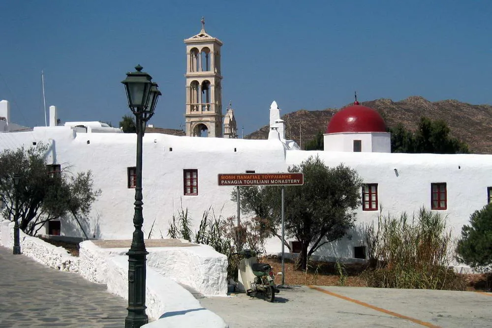 Moni Panagias Tourlianis - Photo 3