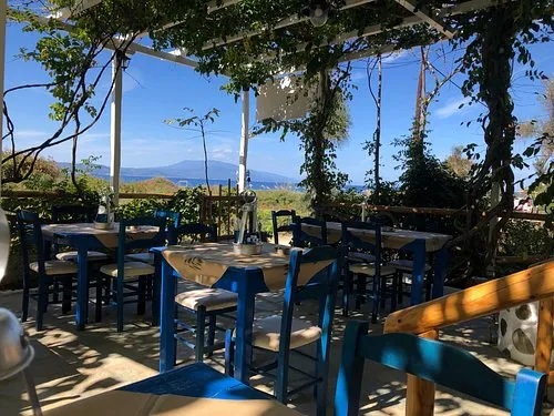 Taverna Ligaries - Photo 1