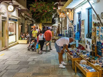 Kefalos market - Photo 2