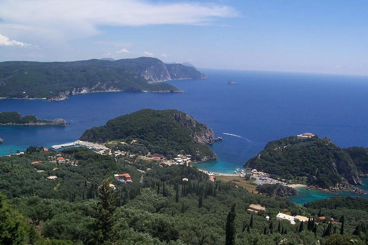 Aris - Photo 3