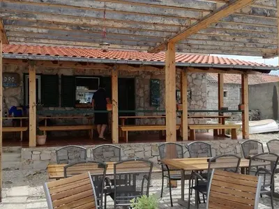 Restaurant IDRO - Photo 2