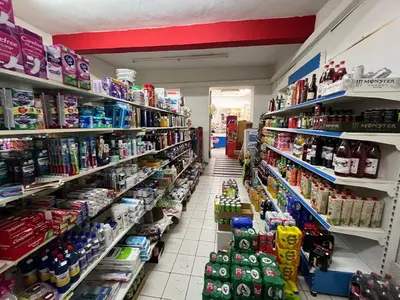 super market - Photo 2