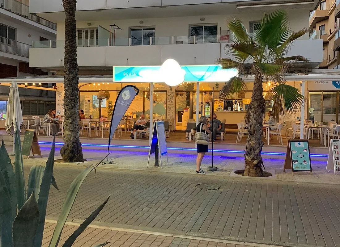 Beach Club h2o - Photo 2