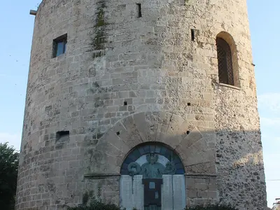 Torre di Porta a Mare - Photo 1