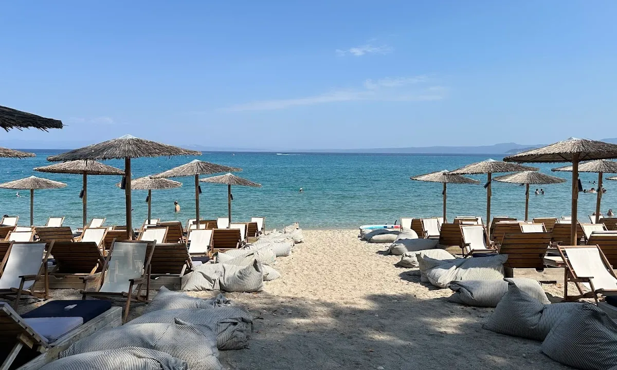 Glarokavos Beach Bar - Photo 3