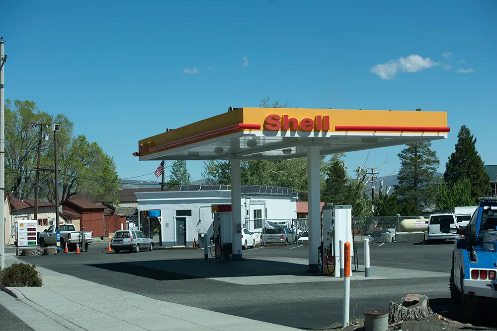 SHELL - Photo 1