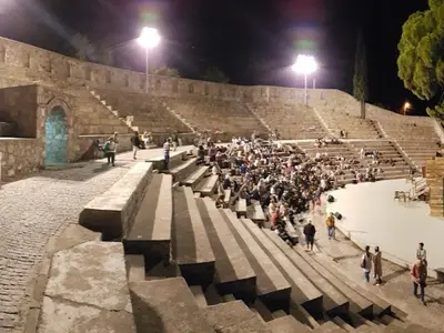 Ayvalık Amfi Tiyatro - Photo 3