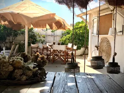 El Chiringuito - Photo 1