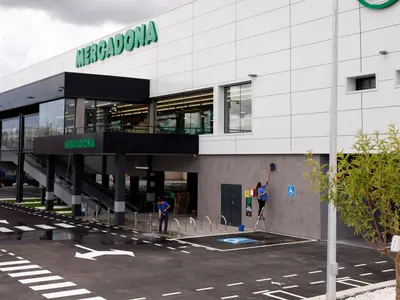 Mercadona - Photo 1