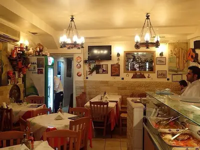 Menios Taverna - Photo 2