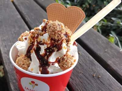 Janny's Eis - Photo 3