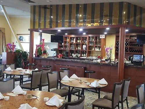 Pacific Lighthouse Restaurant - Photo 2
