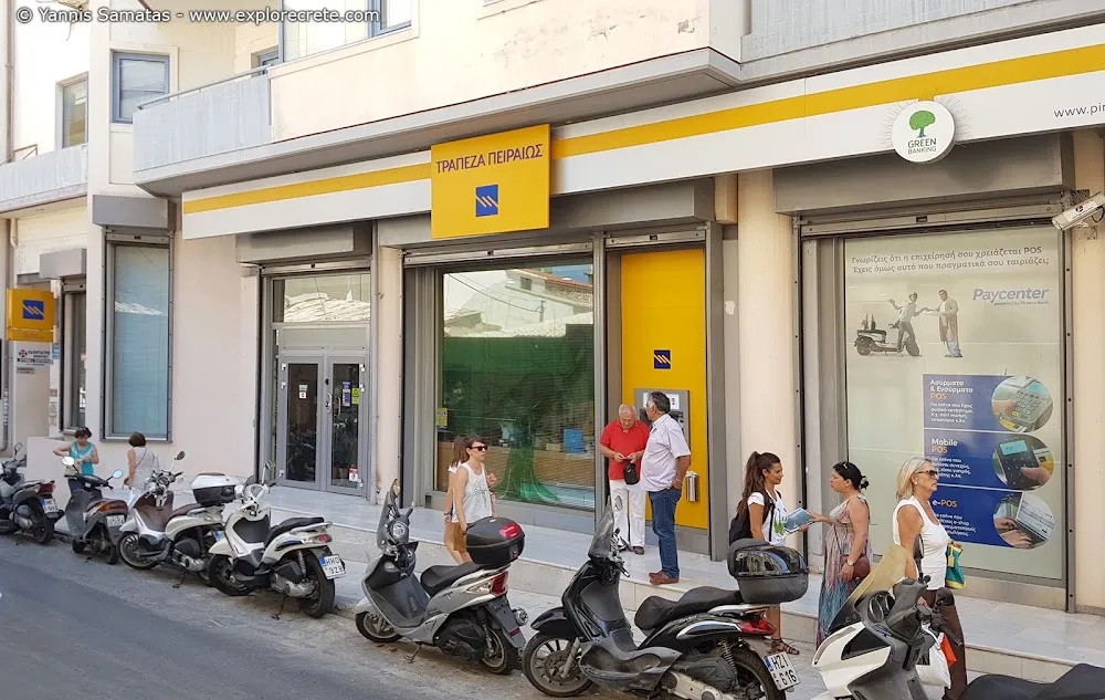Piraeus Bank - Photo 3