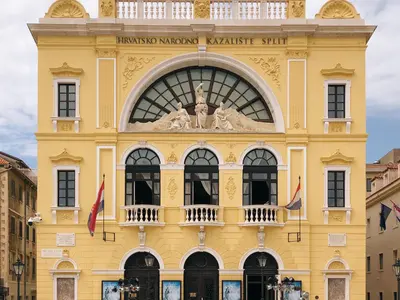 Teatrin DVA Ferala - Photo 1
