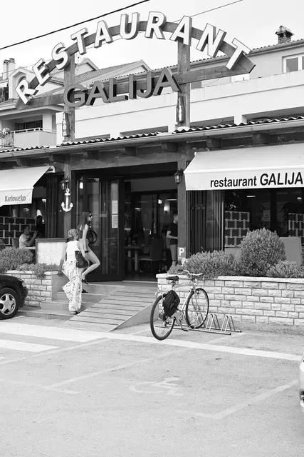 Galija - Photo 1
