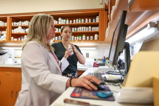 Maria Teke Pharmacy - Photo 1