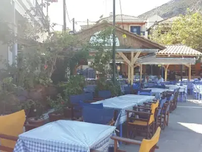 Beach Bar - Photo 2