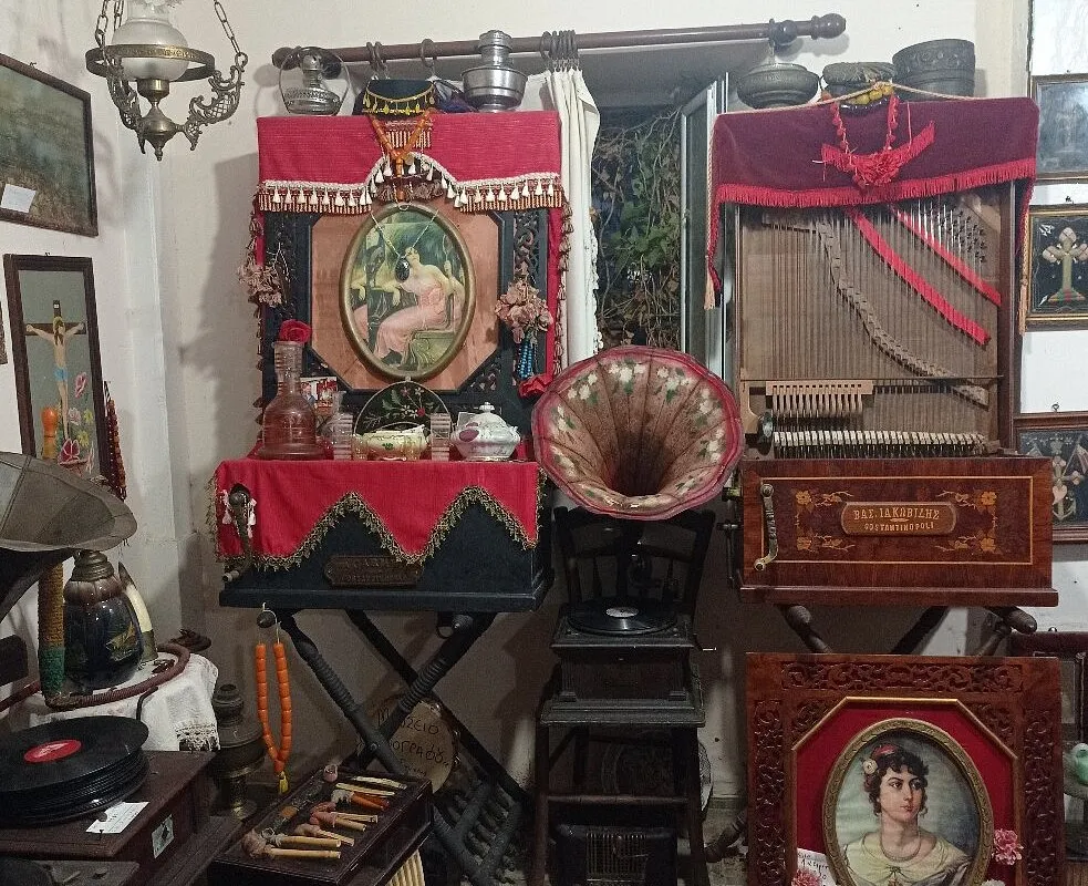 Phonograph Museum - Photo 4