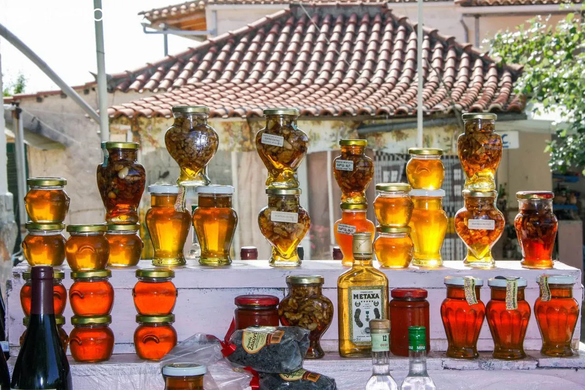 The Old Tree traditional local products - Photo 3