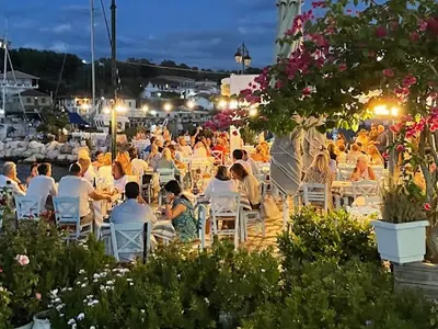 Taverna Maza - Photo 2