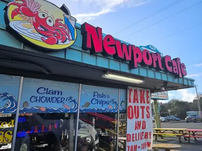 Newport Café - Photo 2
