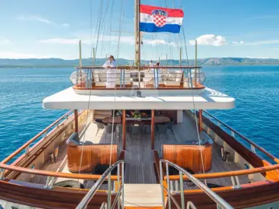 Croatia Yachting - Photo 2