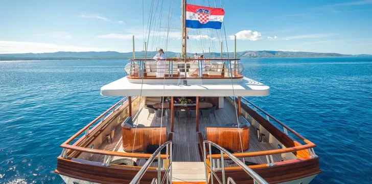 Croatia Yachting - Photo 2