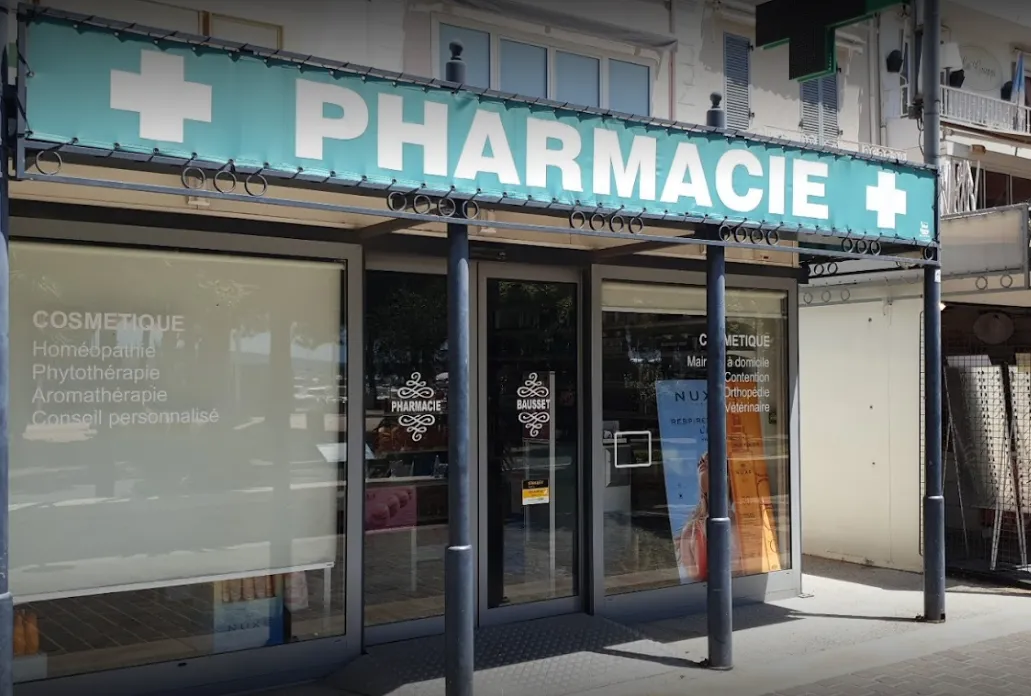 Pharmacie Bausset - Photo 1