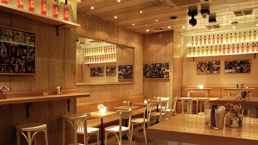 Café Memento - Photo 3