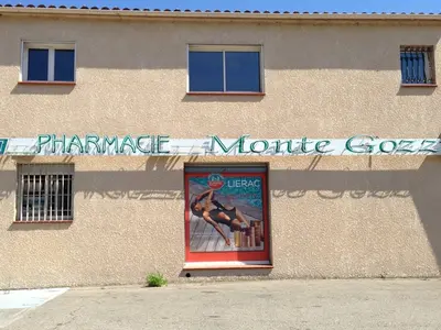 Pharmacie Franceschini - Photo 2