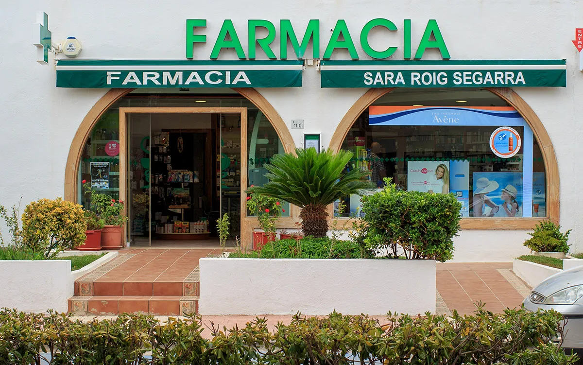 Farmacia Sara Roig Segarra - Photo 1