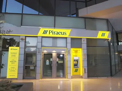 Piraeus Bank - Photo 5